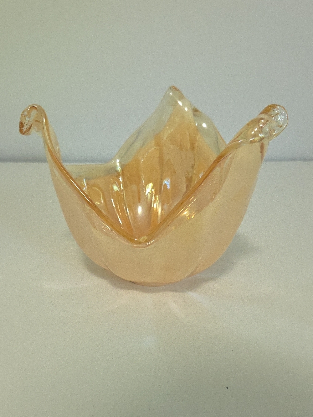 Murano Golden Iridescent Tulip Glass Bowl